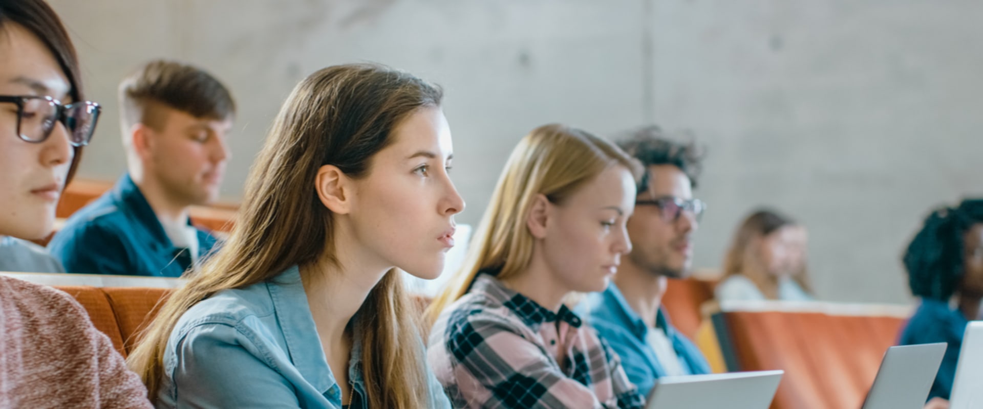 Is Digital Marketing a Good Degree Choice?